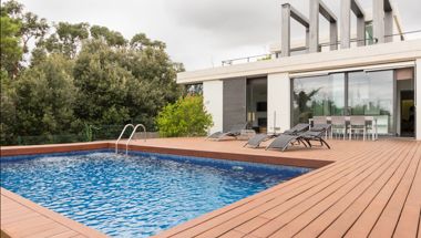 Inmobiliaria Maresme. La Empresa. Nosotros. Casa de lujo