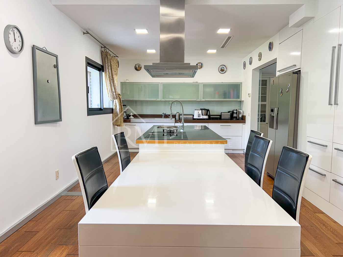 116-J Increíble Masía reformada con piscina y vistas al mar -18