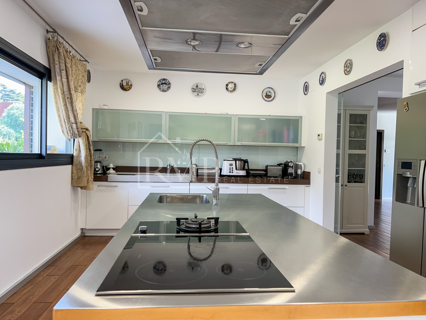 116-J Increíble Masía reformada con piscina y vistas al mar -19