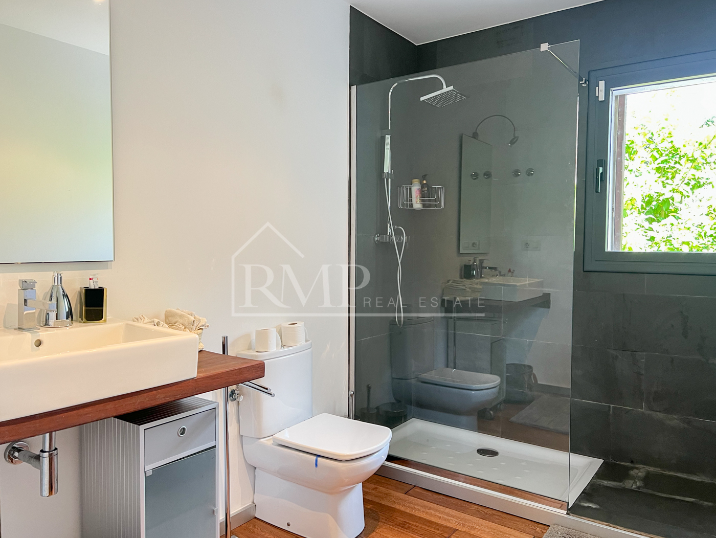 116-J Increíble Masía reformada con piscina y vistas al mar -31