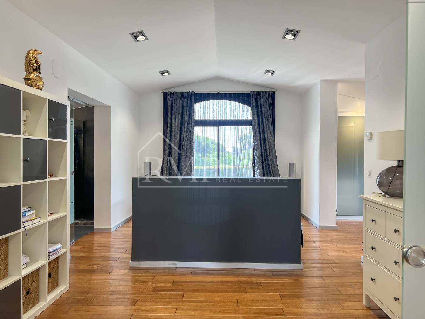 116-J Increíble Masía reformada con piscina y vistas al mar -36