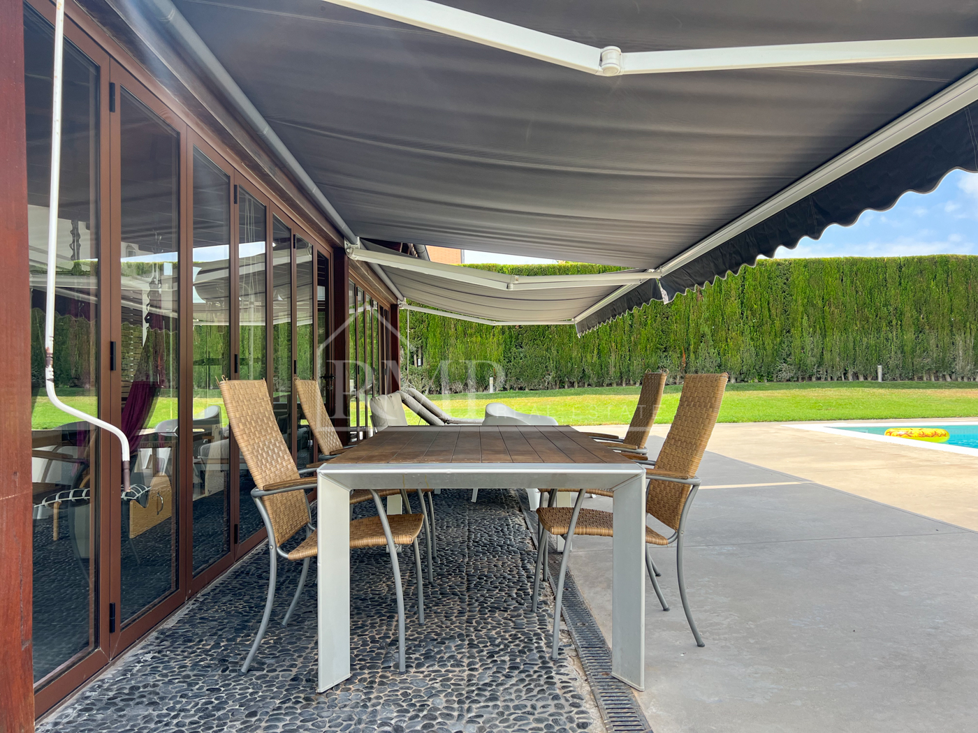 116-J Increíble Masía reformada con piscina y vistas al mar -5