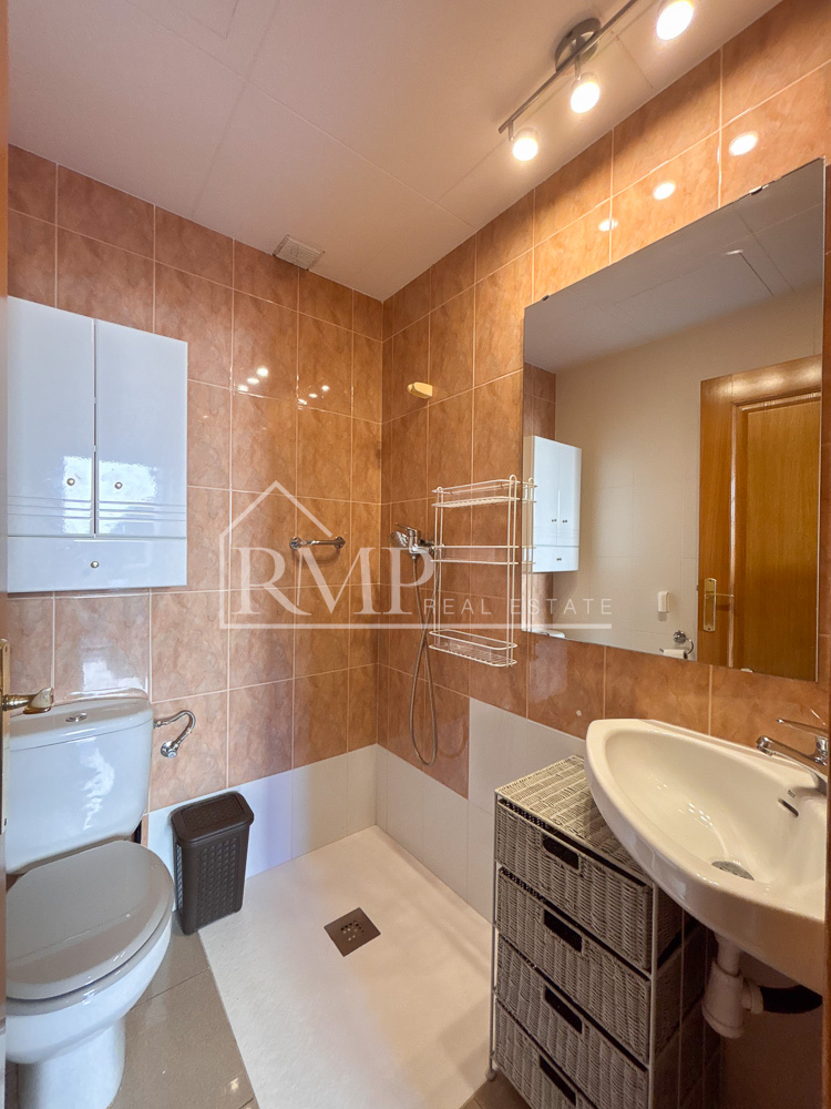 951-P Casa en alquiler con piscina y vistas -12