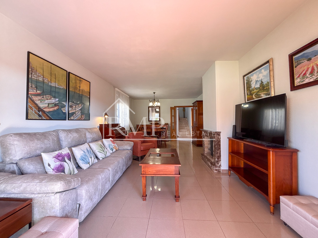 951-P Casa en alquiler con piscina y vistas -19