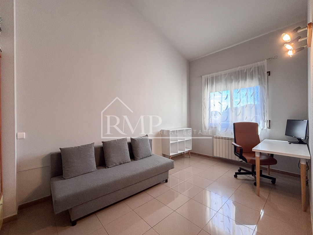 951-P Casa en alquiler con piscina y vistas -7