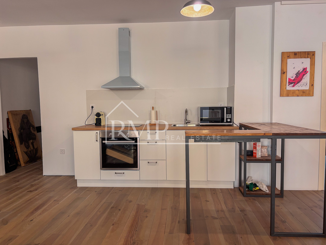 955-P Loft con patio en El guinardo -12