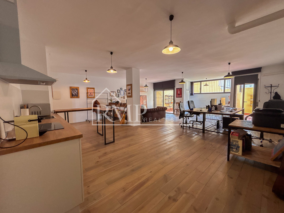 955-P Loft con patio en El guinardo -14