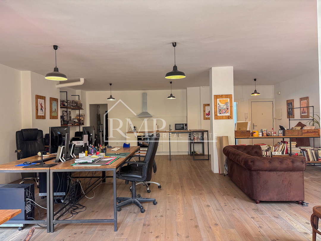 955-P Loft con patio en El guinardo -19