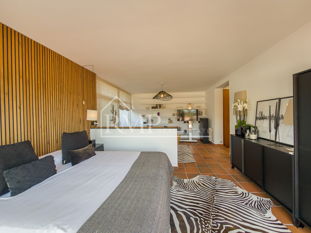 1002-J – Casa mediterranea con piscina y vistas al mar – 44