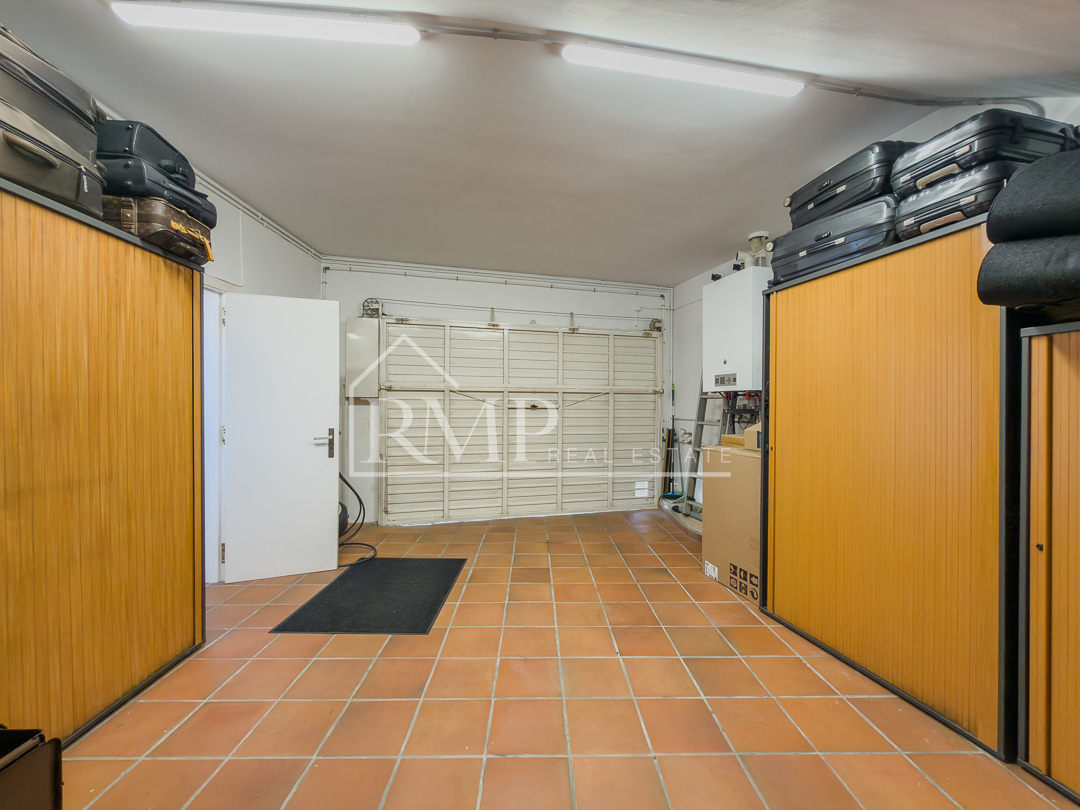 1002-J – Casa mediterranea con piscina y vistas al mar – 76