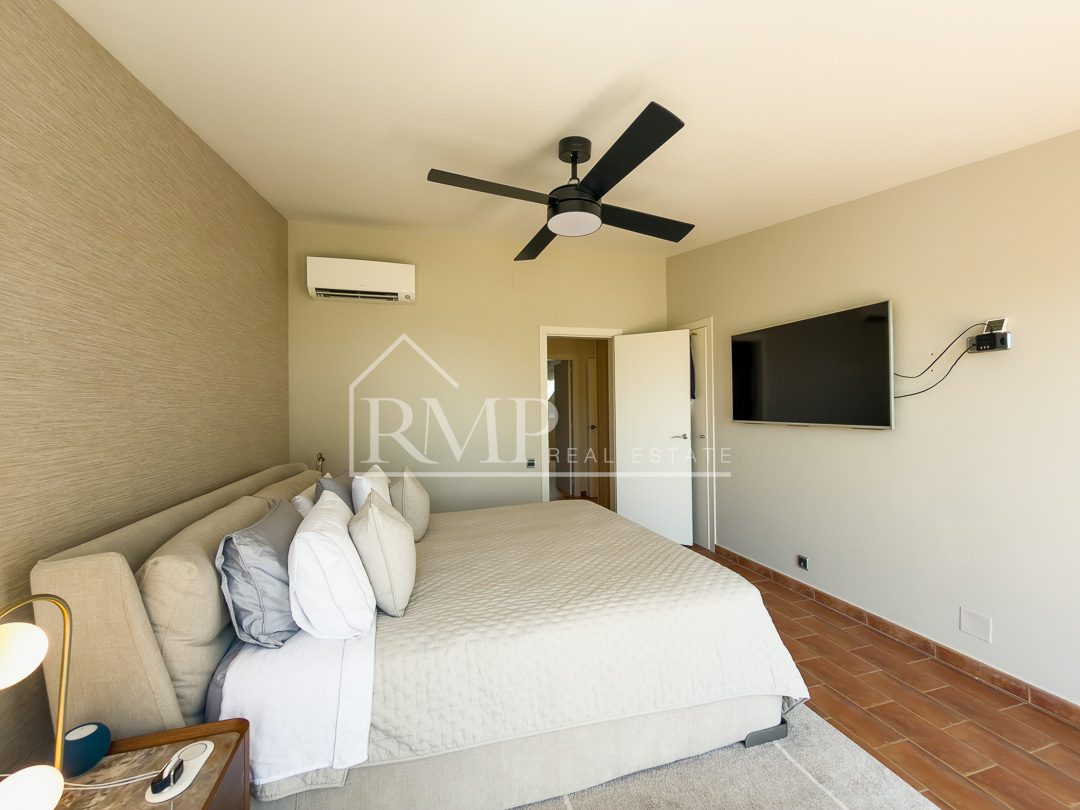 1002-J – Casa reformada en Supermaresme – 48