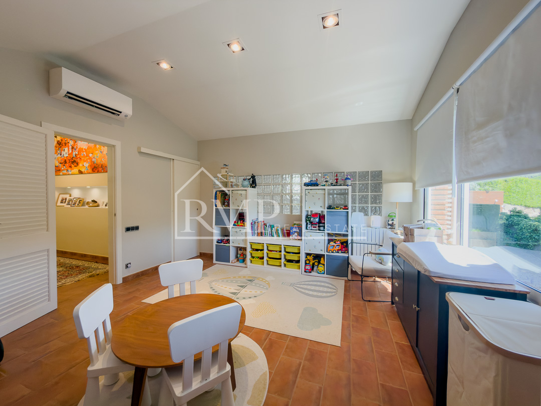 1002-J – Casa reformada en Supermaresme – 59