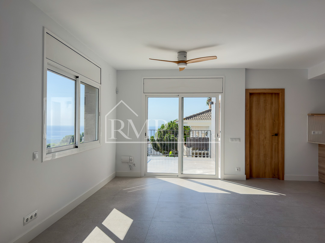 1003-J Casa nueva con piscina y vistas al mar – 12