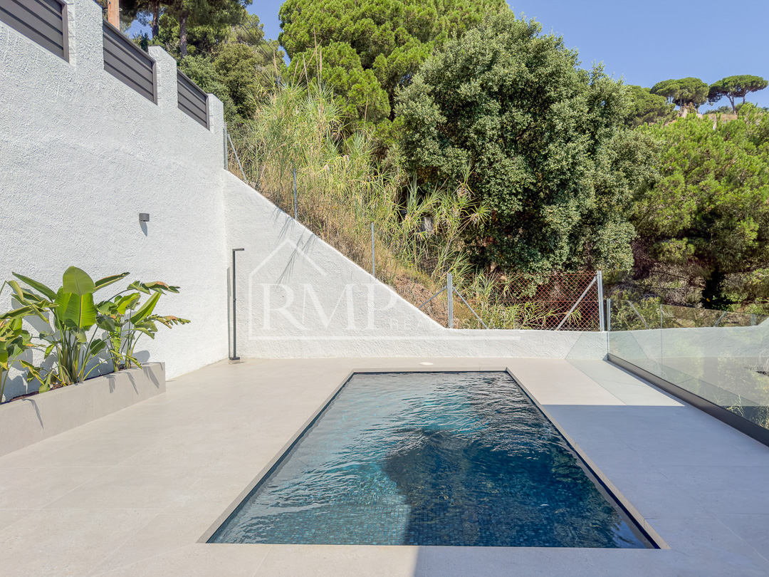 1003-J Casa nueva con piscina y vistas al mar – 40