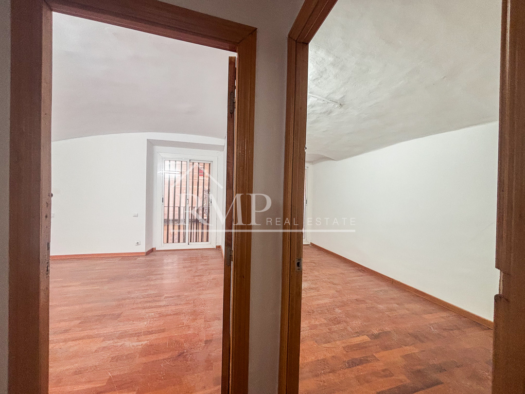 993-P Piso por reformar en el Gotic 2 habitaciones – 10