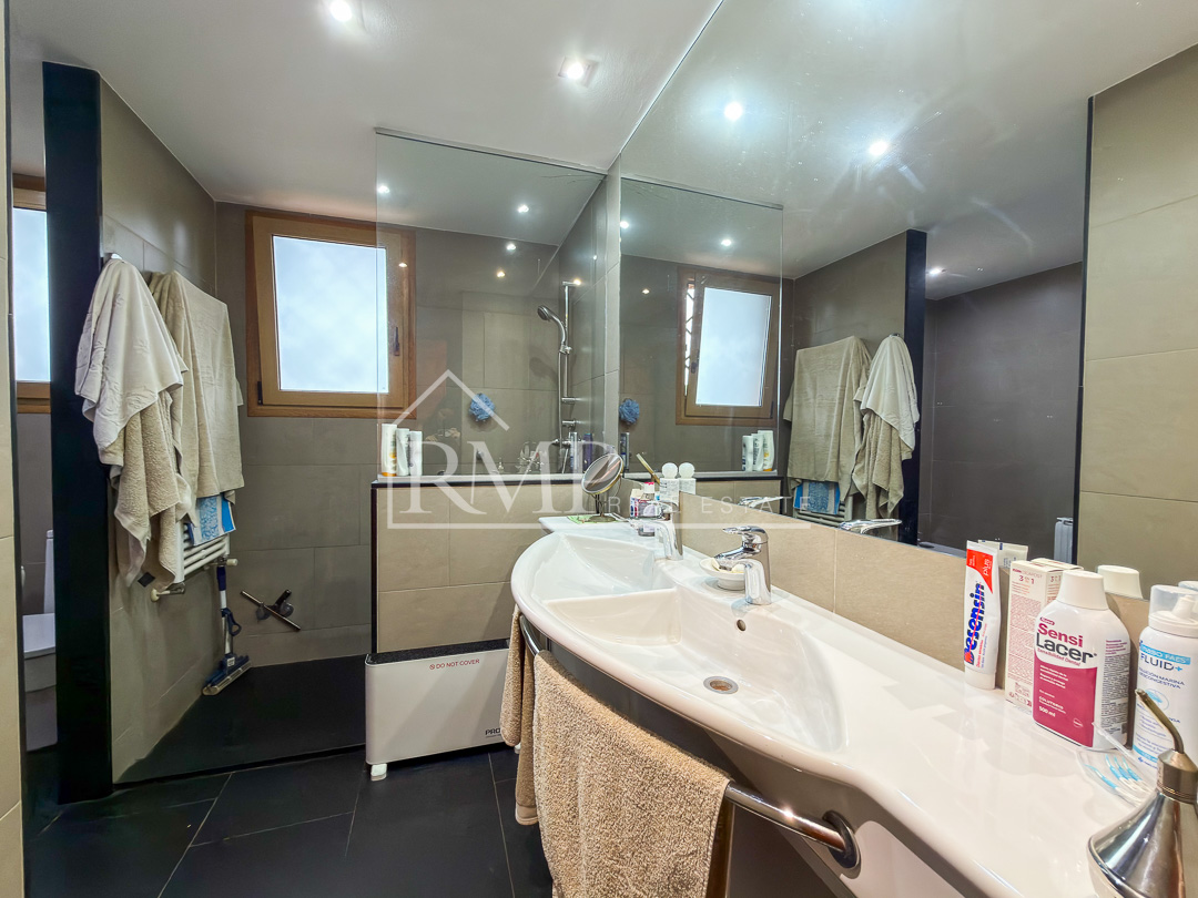 1010-J Casa con jardin y zona comunitaria en Sant Vicenç – 17