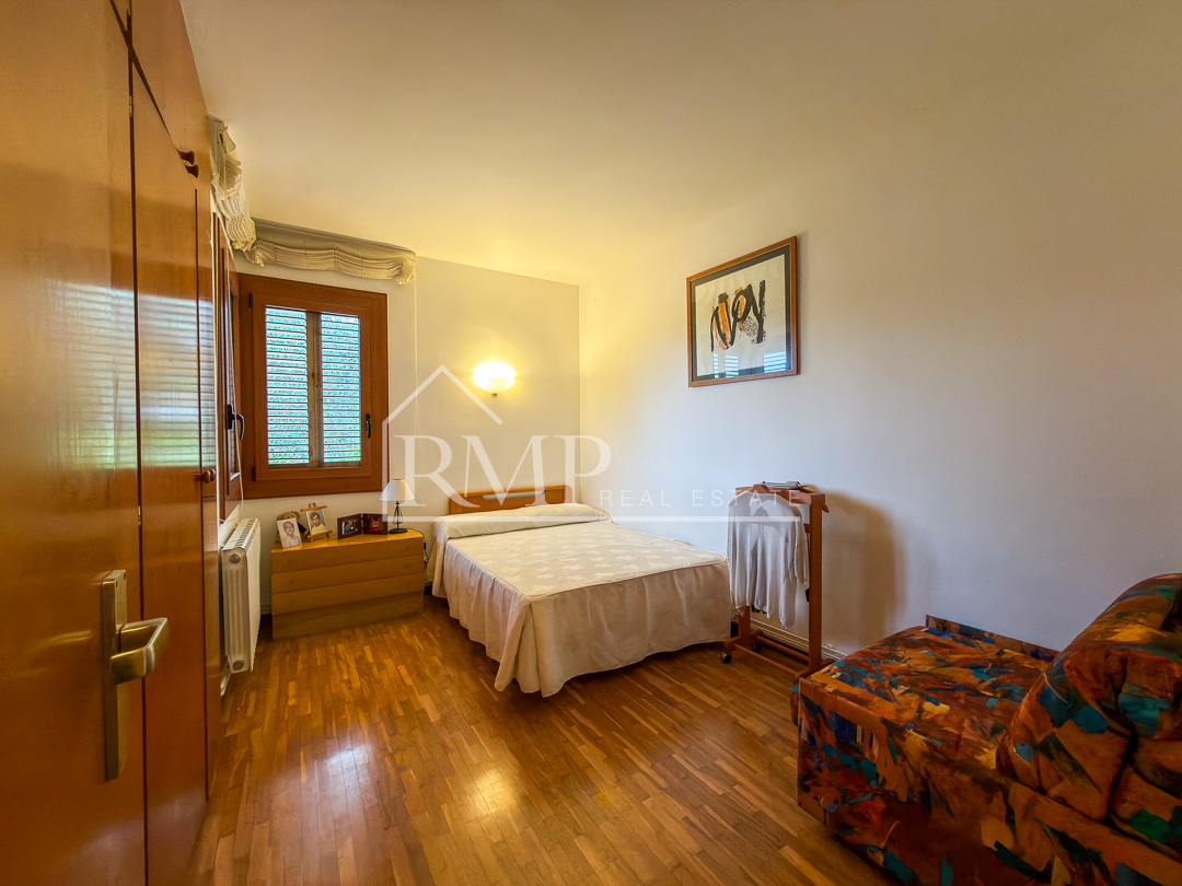 1010-J Casa con jardin y zona comunitaria en Sant Vicenç – 23