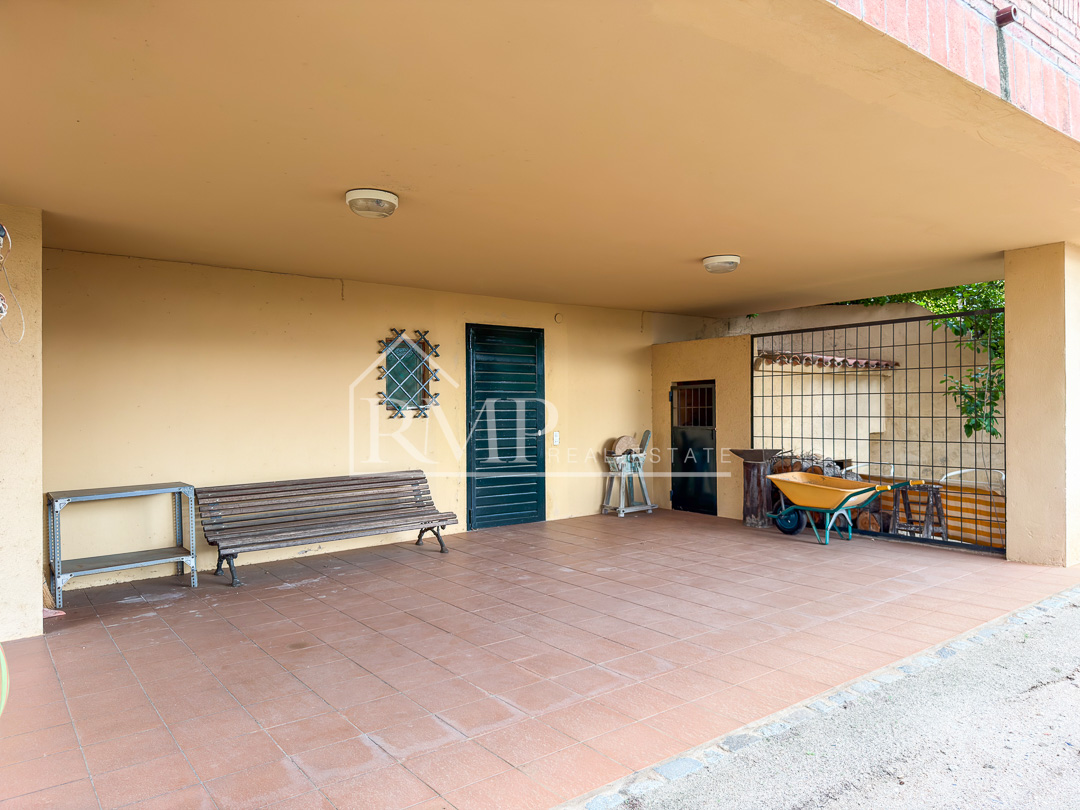 1010-J Casa con jardin y zona comunitaria en Sant Vicenç – 38