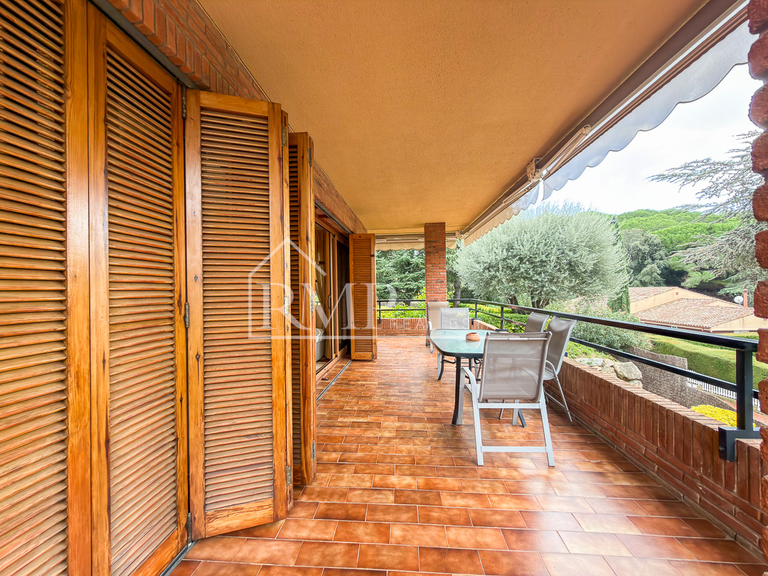 1010-J Casa con jardin y zona comunitaria en Sant Vicenç – 9